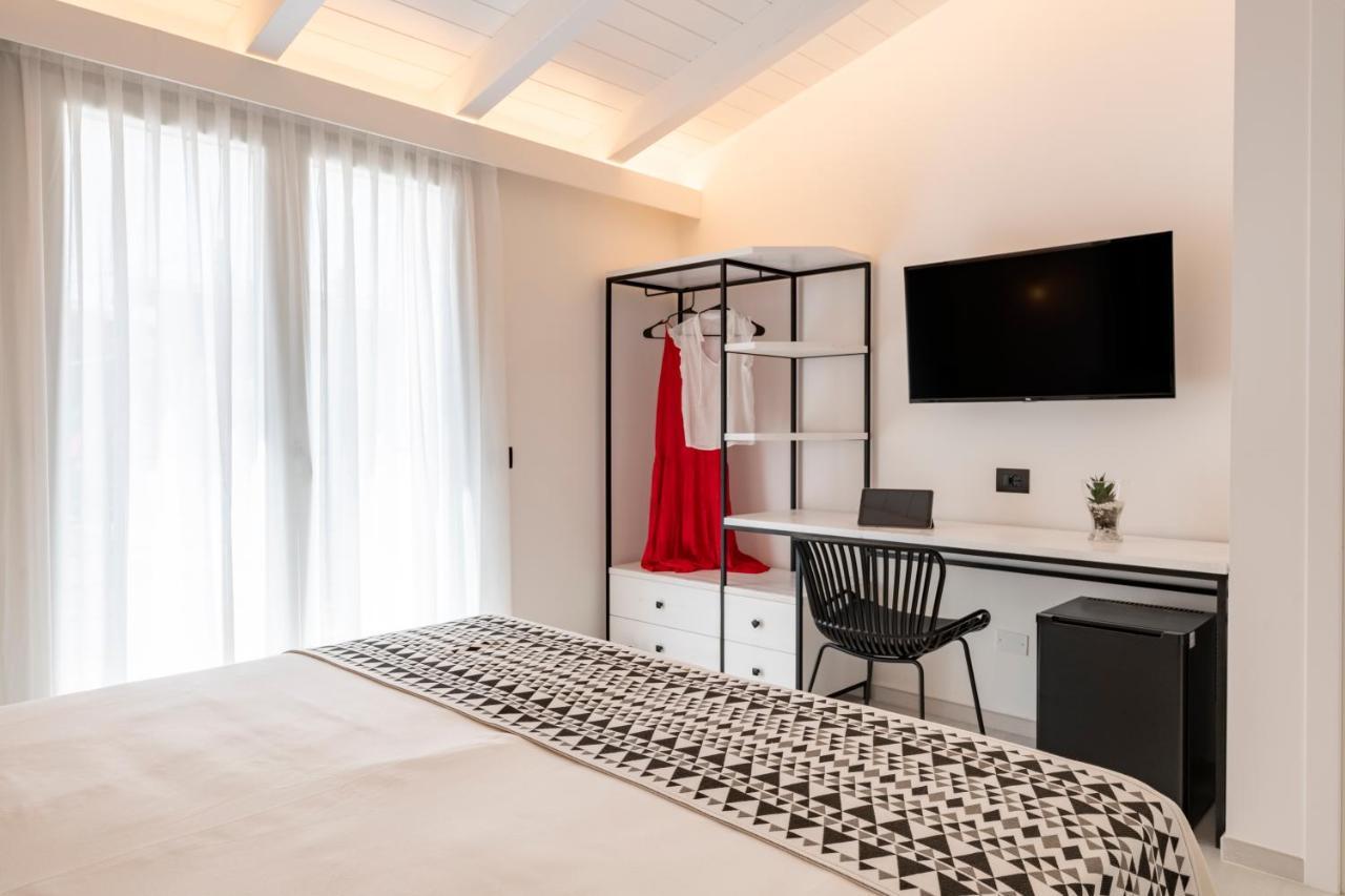Cara A Bentu - Charming Rooms Tortolì Dış mekan fotoğraf