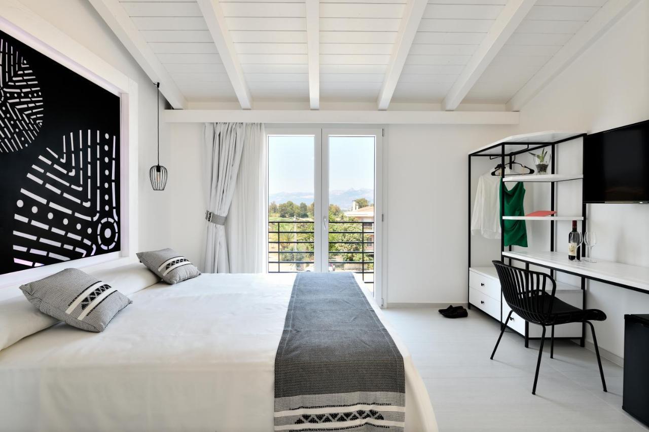 Cara A Bentu - Charming Rooms Tortolì Dış mekan fotoğraf